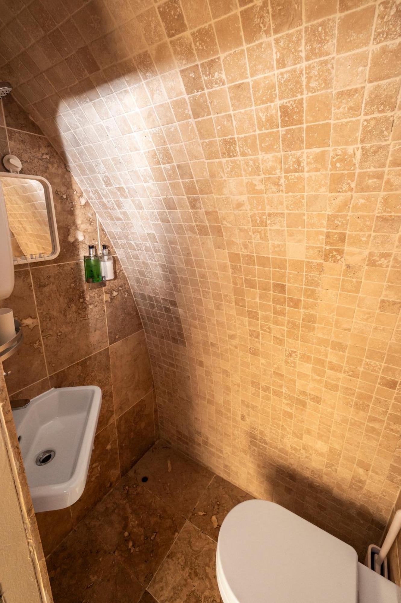 Mountview Pod Hotel Lochinver Ngoại thất bức ảnh