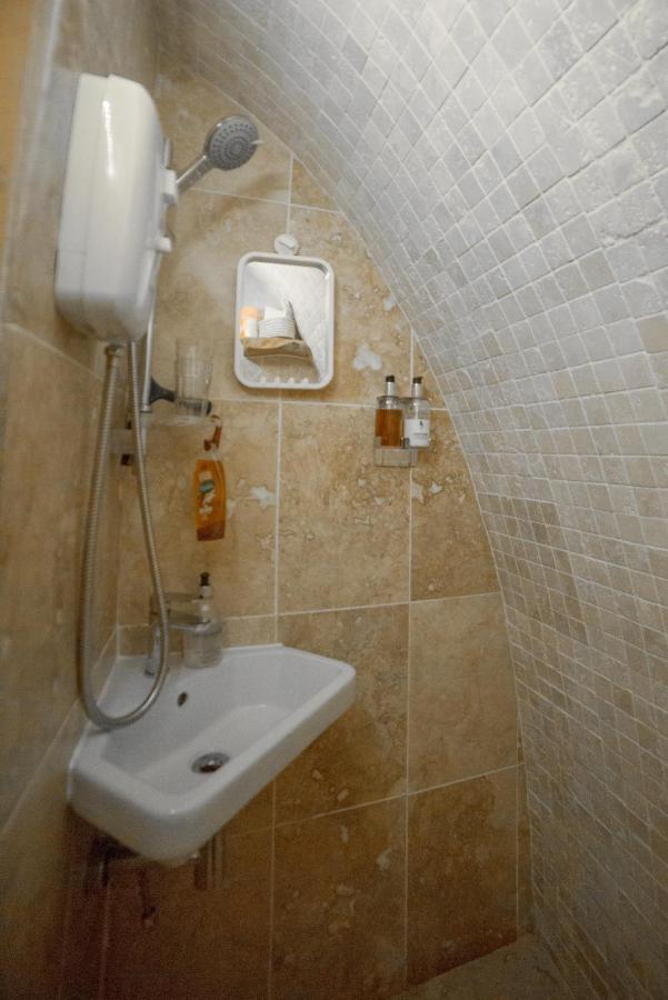 Mountview Pod Hotel Lochinver Ngoại thất bức ảnh